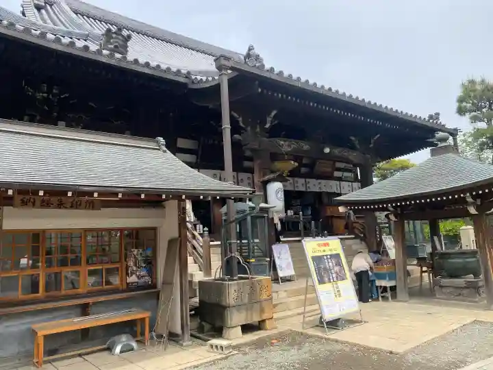 葛井寺の{uncategorized: "未分類", other: "その他", undefined: "問題あり", building: "その他建物", grave: "お墓", sacred_gate: "鳥居", guardian: "狛犬", statue: "像", buddha: "仏像", history: "歴史", nature: "自然", garden: "庭園", animal: "動物", pagoda: "塔", temizu: "手水舎", mountain_gate: "山門・神門", sanctuary: "本殿・本堂", subordinate: "末社・摂社", art: "芸術", scenery: "景色", jizo: "地蔵", ema: "絵馬", goshuin: "御朱印", omikuji: "おみくじ", items: "授与品その他", amulet: "お守り", goshuincho: "御朱印帳", eats: "食事", festival: "お祭り", votive_dance: "神楽", shichigosan: "七五三参", wedding: "結婚式", experience: "体験その他", initially: "初詣", around: "周辺", anti_infection: "感染症対策"}