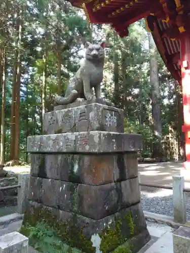 三峯神社の狛犬