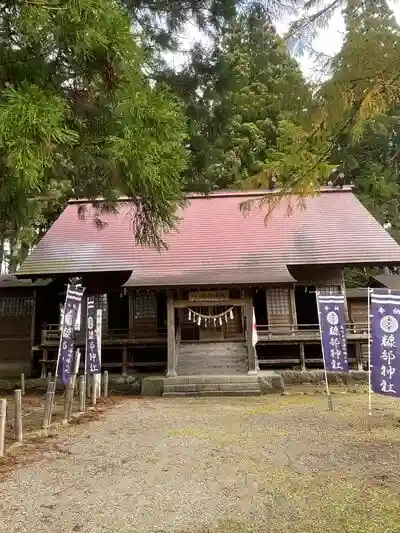 糠部神社の本殿