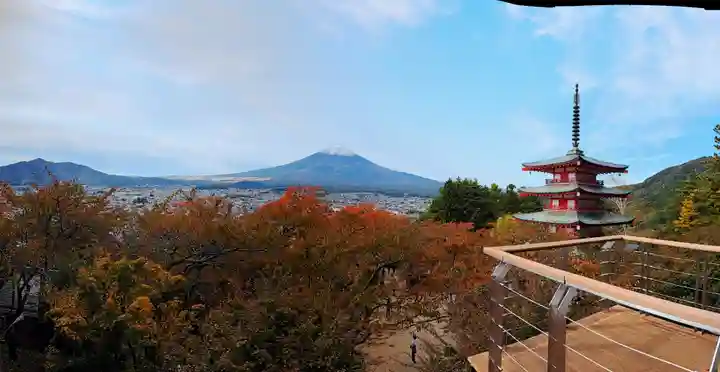 新倉富士浅間神社(山梨県)