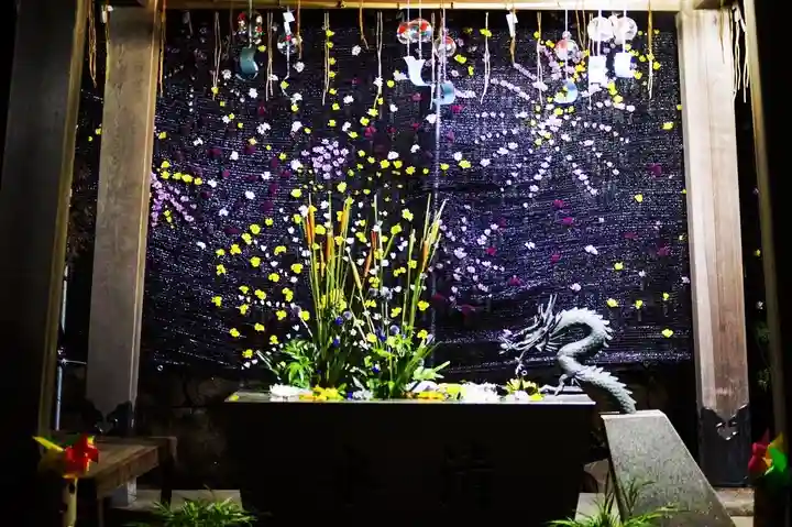 東海市熊野神社の手水舎