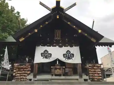 札幌諏訪神社の本殿・本堂