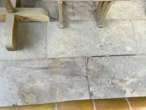 三峯神社の{uncategorized: "未分類", other: "その他", undefined: "問題あり", building: "その他建物", grave: "お墓", sacred_gate: "鳥居", guardian: "狛犬", statue: "像", buddha: "仏像", history: "歴史", nature: "自然", garden: "庭園", animal: "動物", pagoda: "塔", temizu: "手水舎", mountain_gate: "山門・神門", sanctuary: "本殿・本堂", subordinate: "末社・摂社", art: "芸術", scenery: "景色", jizo: "地蔵", ema: "絵馬", goshuin: "御朱印", omikuji: "おみくじ", items: "授与品その他", amulet: "お守り", goshuincho: "御朱印帳", eats: "食事", festival: "お祭り", votive_dance: "神楽", shichigosan: "七五三参", wedding: "結婚式", experience: "体験その他", initially: "初詣", around: "周辺", anti_infection: "感染症対策"}