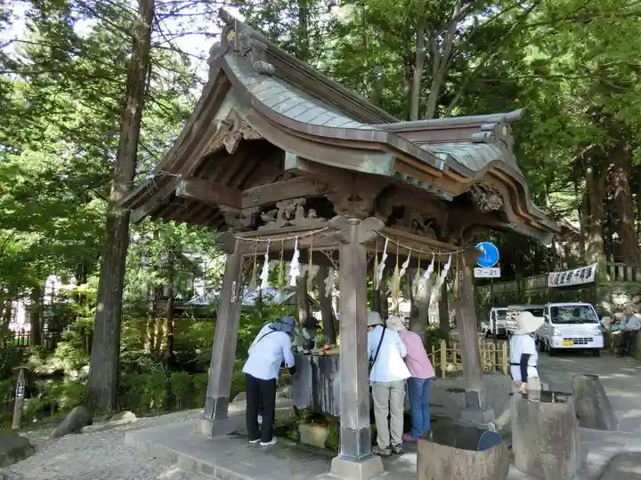 諏訪大社下社秋宮(長野県)