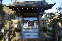 長安寺の山門