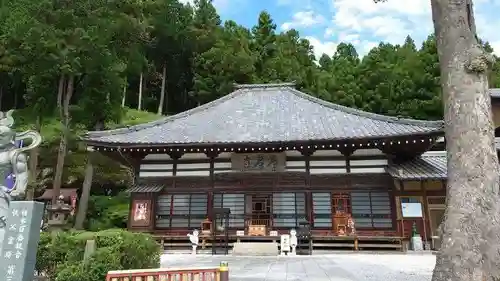 常泉寺の本殿