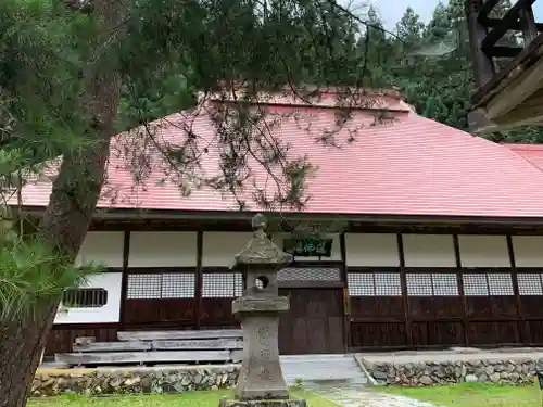 示現寺の本殿