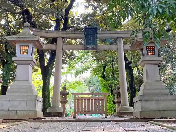 赤坂氷川神社の鳥居