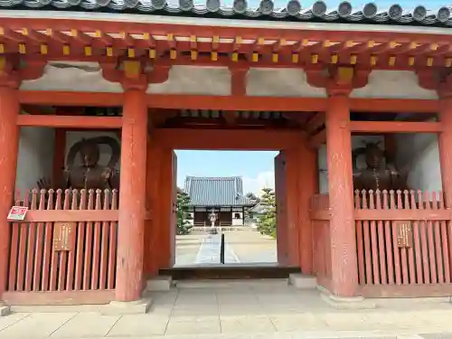 野中寺の{uncategorized: "未分類", other: "その他", undefined: "問題あり", building: "その他建物", grave: "お墓", sacred_gate: "鳥居", guardian: "狛犬", statue: "像", buddha: "仏像", history: "歴史", nature: "自然", garden: "庭園", animal: "動物", pagoda: "塔", temizu: "手水舎", mountain_gate: "山門・神門", sanctuary: "本殿・本堂", subordinate: "末社・摂社", art: "芸術", scenery: "景色", jizo: "地蔵", ema: "絵馬", goshuin: "御朱印", omikuji: "おみくじ", items: "授与品その他", amulet: "お守り", goshuincho: "御朱印帳", eats: "食事", festival: "お祭り", votive_dance: "神楽", shichigosan: "七五三参", wedding: "結婚式", experience: "体験その他", initially: "初詣", around: "周辺", anti_infection: "感染症対策"}