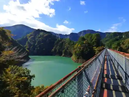 岩瀧不動堂(静岡県)