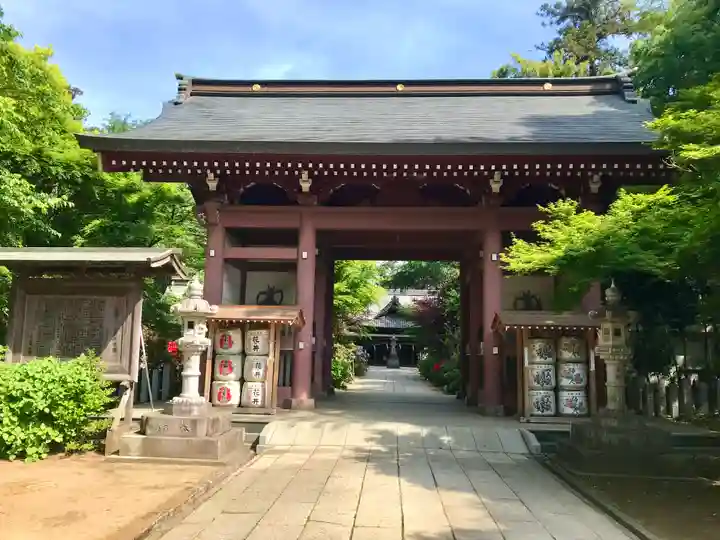 大宝八幡宮の山門・神門