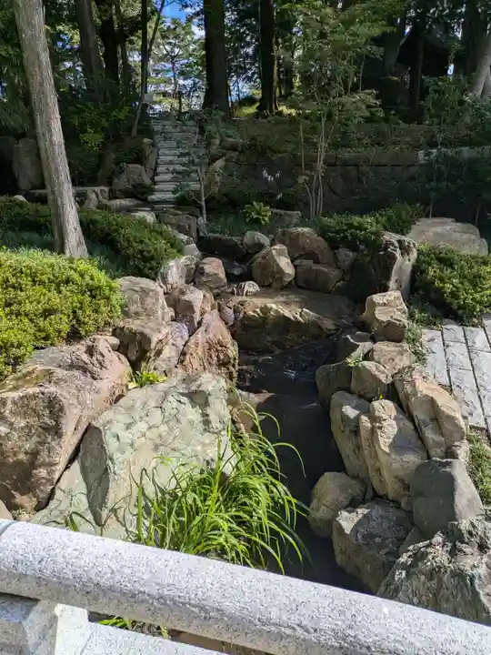 諏訪大社下社秋宮(長野県)