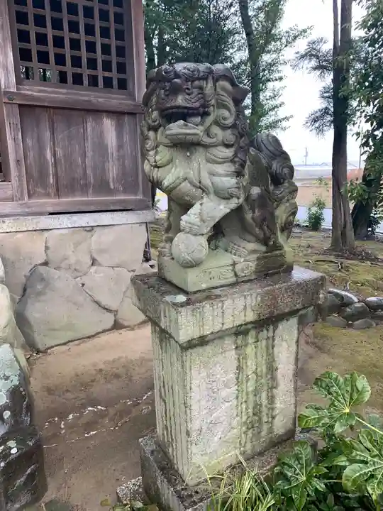 八幡社(西)の狛犬