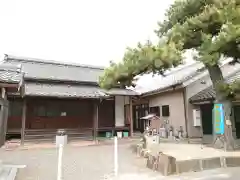 輪光寺の本殿