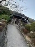 鰐鳴八幡宮の山門・神門