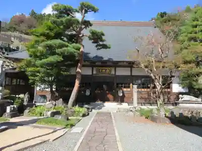 嶽林寺の本殿・本堂