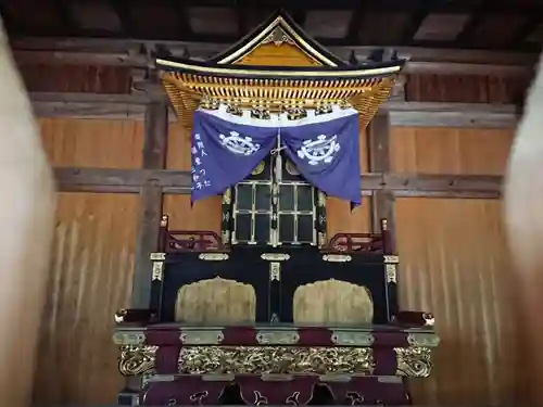 岩谷観音の本殿・本堂