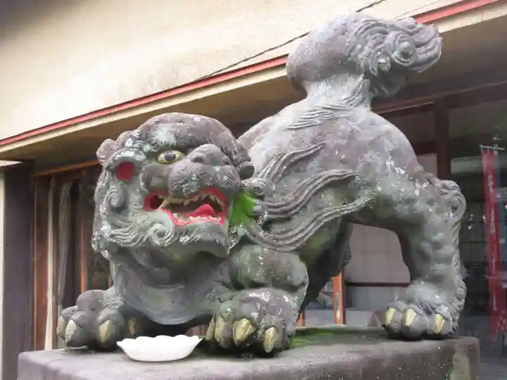 清瀧神社の狛犬