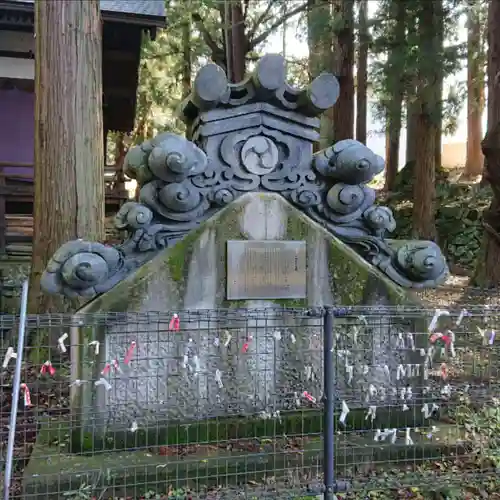 山家神社の建物その他