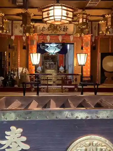 白蛇辨財天の本殿・本堂