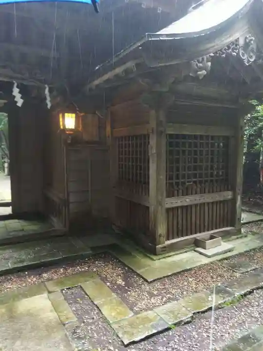 菅船神社の山門・神門