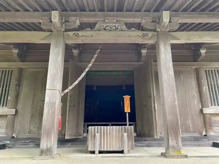 鳥海山大物忌神社吹浦口ノ宮の本殿・本堂