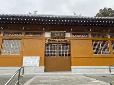八幡神社の{uncategorized: "未分類", other: "その他", undefined: "問題あり", building: "その他建物", grave: "お墓", sacred_gate: "鳥居", guardian: "狛犬", statue: "像", buddha: "仏像", history: "歴史", nature: "自然", garden: "庭園", animal: "動物", pagoda: "塔", temizu: "手水舎", mountain_gate: "山門・神門", sanctuary: "本殿・本堂", subordinate: "末社・摂社", art: "芸術", scenery: "景色", jizo: "地蔵", ema: "絵馬", goshuin: "御朱印", omikuji: "おみくじ", items: "授与品その他", amulet: "お守り", goshuincho: "御朱印帳", eats: "食事", festival: "お祭り", votive_dance: "神楽", shichigosan: "七五三参", wedding: "結婚式", experience: "体験その他", initially: "初詣", around: "周辺", anti_infection: "感染症対策"}