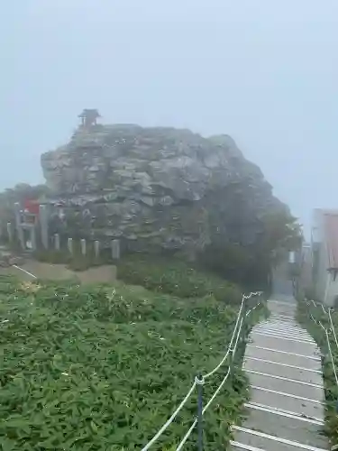 劔山本宮宝蔵石神社(徳島県)