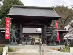 長久寺の山門