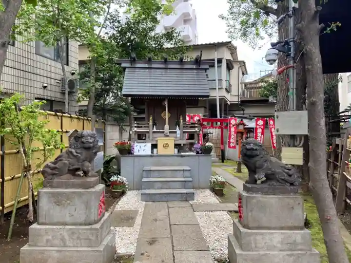 高円寺氷川神社の末社・摂社