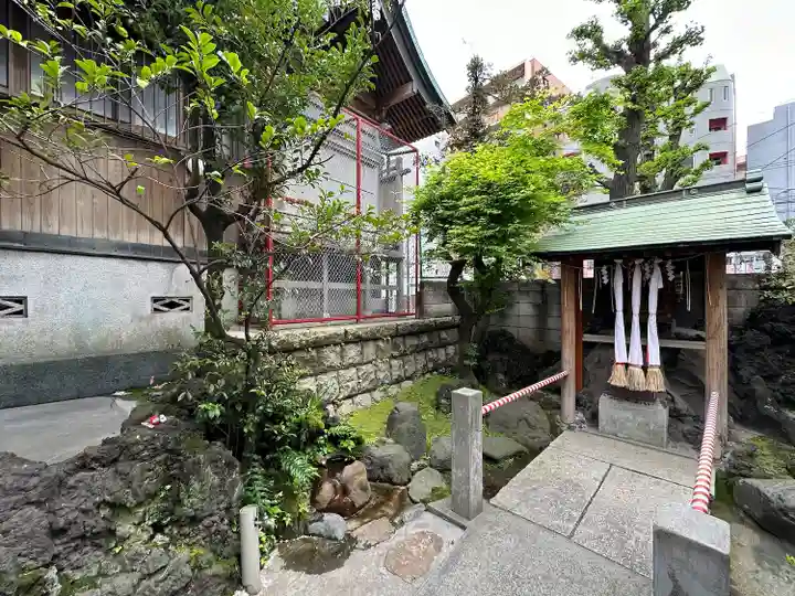 三輪厳島神社(弁天神社)(東京都)