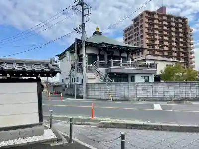 普門院の{uncategorized: "未分類", other: "その他", undefined: "問題あり", building: "その他建物", grave: "お墓", sacred_gate: "鳥居", guardian: "狛犬", statue: "像", buddha: "仏像", history: "歴史", nature: "自然", garden: "庭園", animal: "動物", pagoda: "塔", temizu: "手水舎", mountain_gate: "山門・神門", sanctuary: "本殿・本堂", subordinate: "末社・摂社", art: "芸術", scenery: "景色", jizo: "地蔵", ema: "絵馬", goshuin: "御朱印", omikuji: "おみくじ", items: "授与品その他", amulet: "お守り", goshuincho: "御朱印帳", eats: "食事", festival: "お祭り", votive_dance: "神楽", shichigosan: "七五三参", wedding: "結婚式", experience: "体験その他", initially: "初詣", around: "周辺", anti_infection: "感染症対策"}