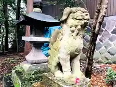 八幡朝見神社の狛犬