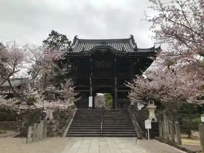粉河寺の山門・神門