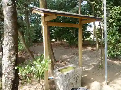 浜郷神社の手水舎