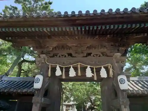 高砂神社の山門