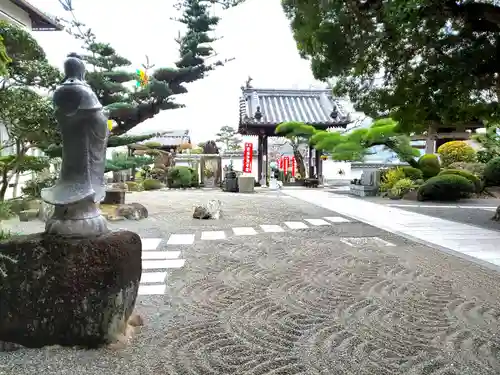 多聞寺の庭園