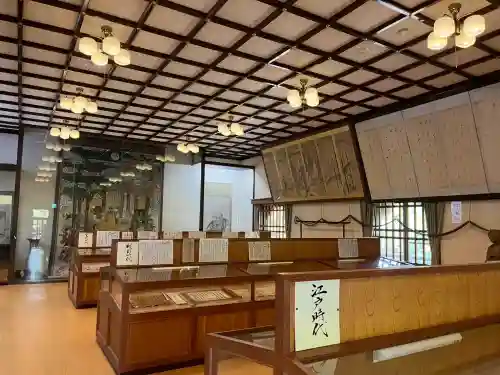 雲洞庵の{uncategorized: "未分類", other: "その他", undefined: "問題あり", building: "その他建物", grave: "お墓", sacred_gate: "鳥居", guardian: "狛犬", statue: "像", buddha: "仏像", history: "歴史", nature: "自然", garden: "庭園", animal: "動物", pagoda: "塔", temizu: "手水舎", mountain_gate: "山門・神門", sanctuary: "本殿・本堂", subordinate: "末社・摂社", art: "芸術", scenery: "景色", jizo: "地蔵", ema: "絵馬", goshuin: "御朱印", omikuji: "おみくじ", items: "授与品その他", amulet: "お守り", goshuincho: "御朱印帳", eats: "食事", festival: "お祭り", votive_dance: "神楽", shichigosan: "七五三参", wedding: "結婚式", experience: "体験その他", initially: "初詣", around: "周辺", anti_infection: "感染症対策"}