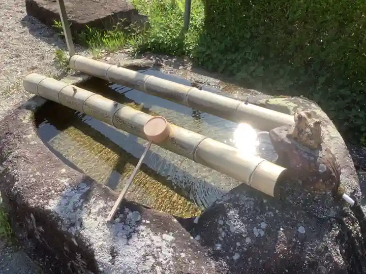 曽野稲荷神社の手水舎