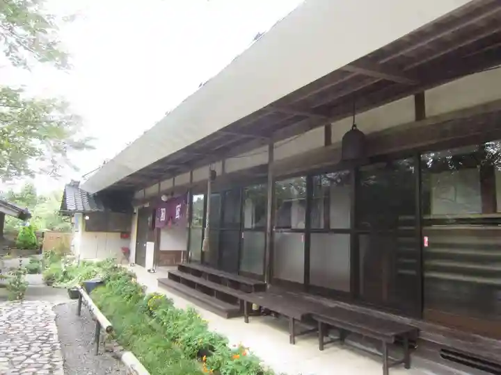 妙行寺の本殿・本堂