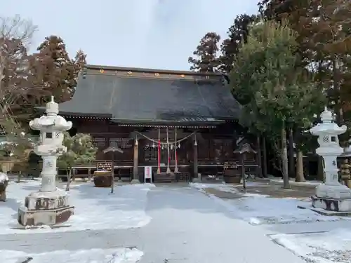 鳥谷崎神社の本殿・本堂