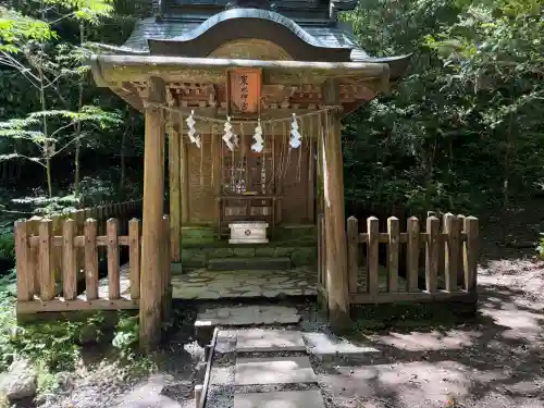 幣立神宮の{uncategorized: "未分類", other: "その他", undefined: "問題あり", building: "その他建物", grave: "お墓", sacred_gate: "鳥居", guardian: "狛犬", statue: "像", buddha: "仏像", history: "歴史", nature: "自然", garden: "庭園", animal: "動物", pagoda: "塔", temizu: "手水舎", mountain_gate: "山門・神門", sanctuary: "本殿・本堂", subordinate: "末社・摂社", art: "芸術", scenery: "景色", jizo: "地蔵", ema: "絵馬", goshuin: "御朱印", omikuji: "おみくじ", items: "授与品その他", amulet: "お守り", goshuincho: "御朱印帳", eats: "食事", festival: "お祭り", votive_dance: "神楽", shichigosan: "七五三参", wedding: "結婚式", experience: "体験その他", initially: "初詣", around: "周辺", anti_infection: "感染症対策"}