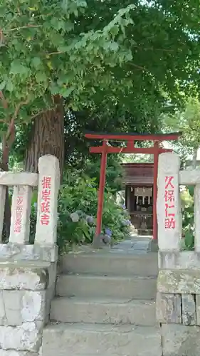 吾妻神社の鳥居