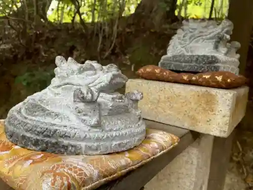 伏見稲荷大社の{uncategorized: "未分類", other: "その他", undefined: "問題あり", building: "その他建物", grave: "お墓", sacred_gate: "鳥居", guardian: "狛犬", statue: "像", buddha: "仏像", history: "歴史", nature: "自然", garden: "庭園", animal: "動物", pagoda: "塔", temizu: "手水舎", mountain_gate: "山門・神門", sanctuary: "本殿・本堂", subordinate: "末社・摂社", art: "芸術", scenery: "景色", jizo: "地蔵", ema: "絵馬", goshuin: "御朱印", omikuji: "おみくじ", items: "授与品その他", amulet: "お守り", goshuincho: "御朱印帳", eats: "食事", festival: "お祭り", votive_dance: "神楽", shichigosan: "七五三参", wedding: "結婚式", experience: "体験その他", initially: "初詣", around: "周辺", anti_infection: "感染症対策"}