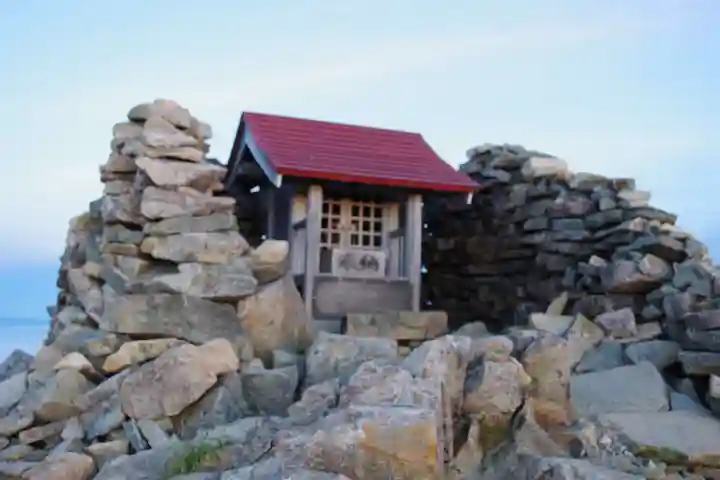 笠ヶ岳播隆堂の本殿・本堂