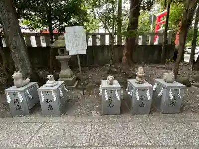 日枝神社の像