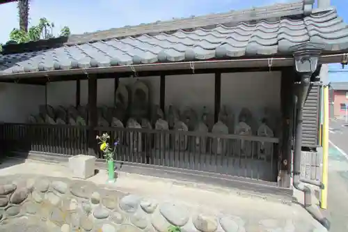 宝泉寺の地蔵