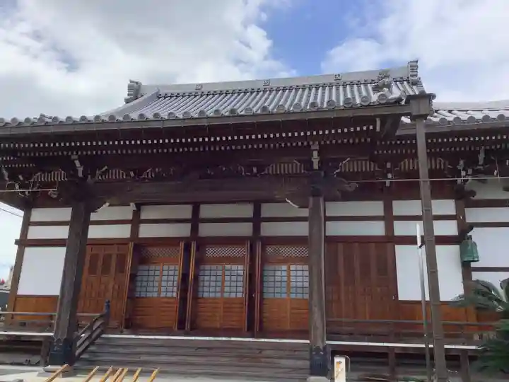 浄休寺の本殿・本堂