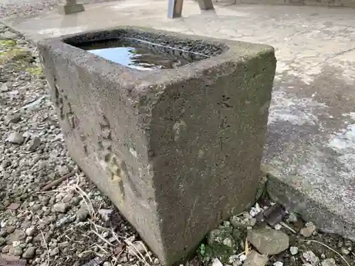 野里不動尊宝泉院の手水舎