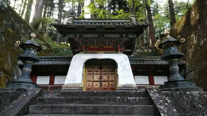 日光山輪王寺 大猷院の山門・神門